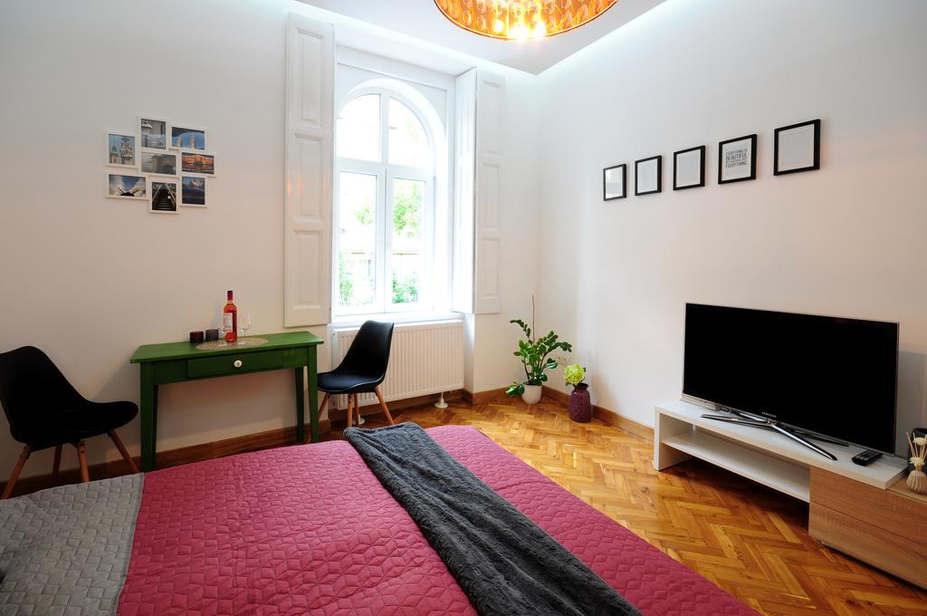 Stylish Apartman セゲド エクステリア 写真
